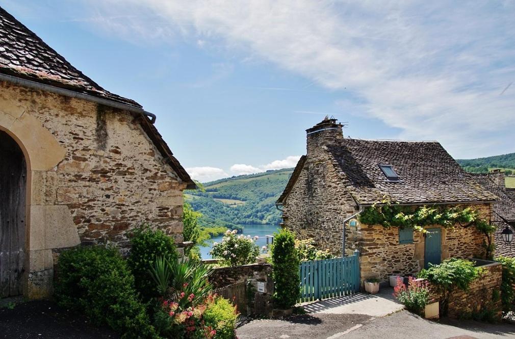 Auberge Du Lac Mandailles  Kültér fotó